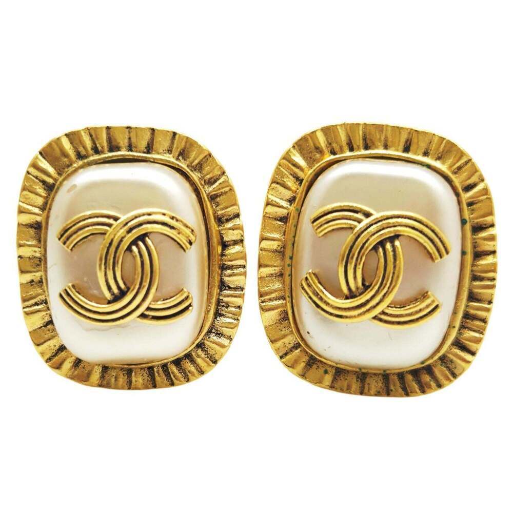 CHANEL White Pearl Logo Earrings